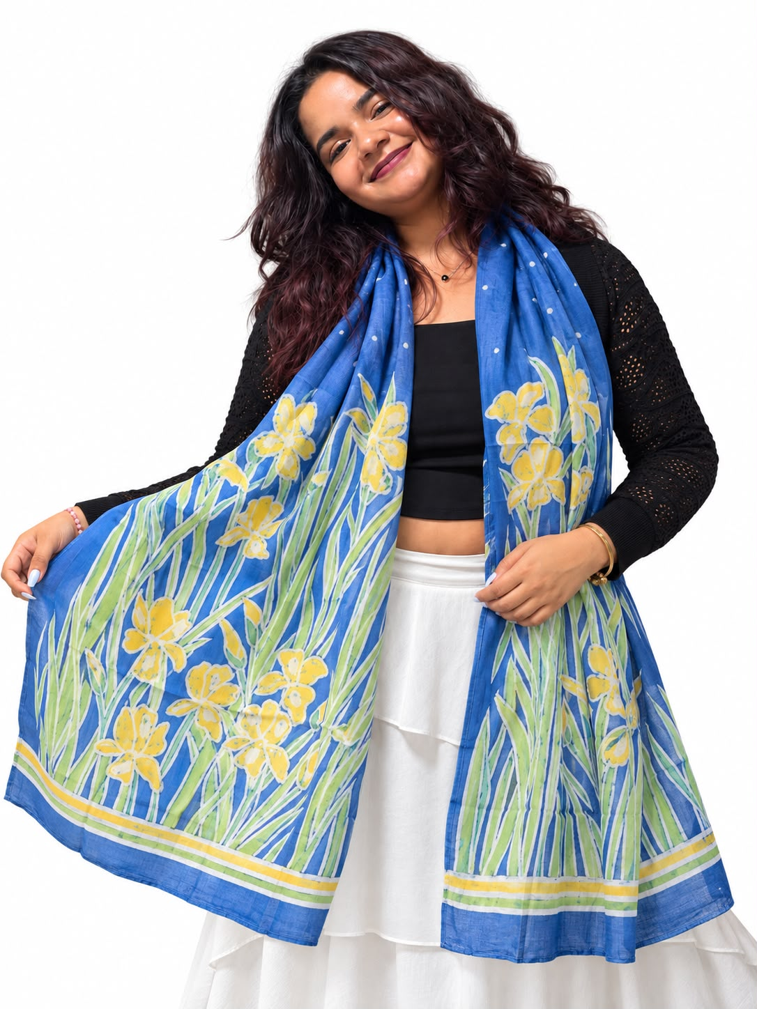 Model wearing a Tarangeeta stole
